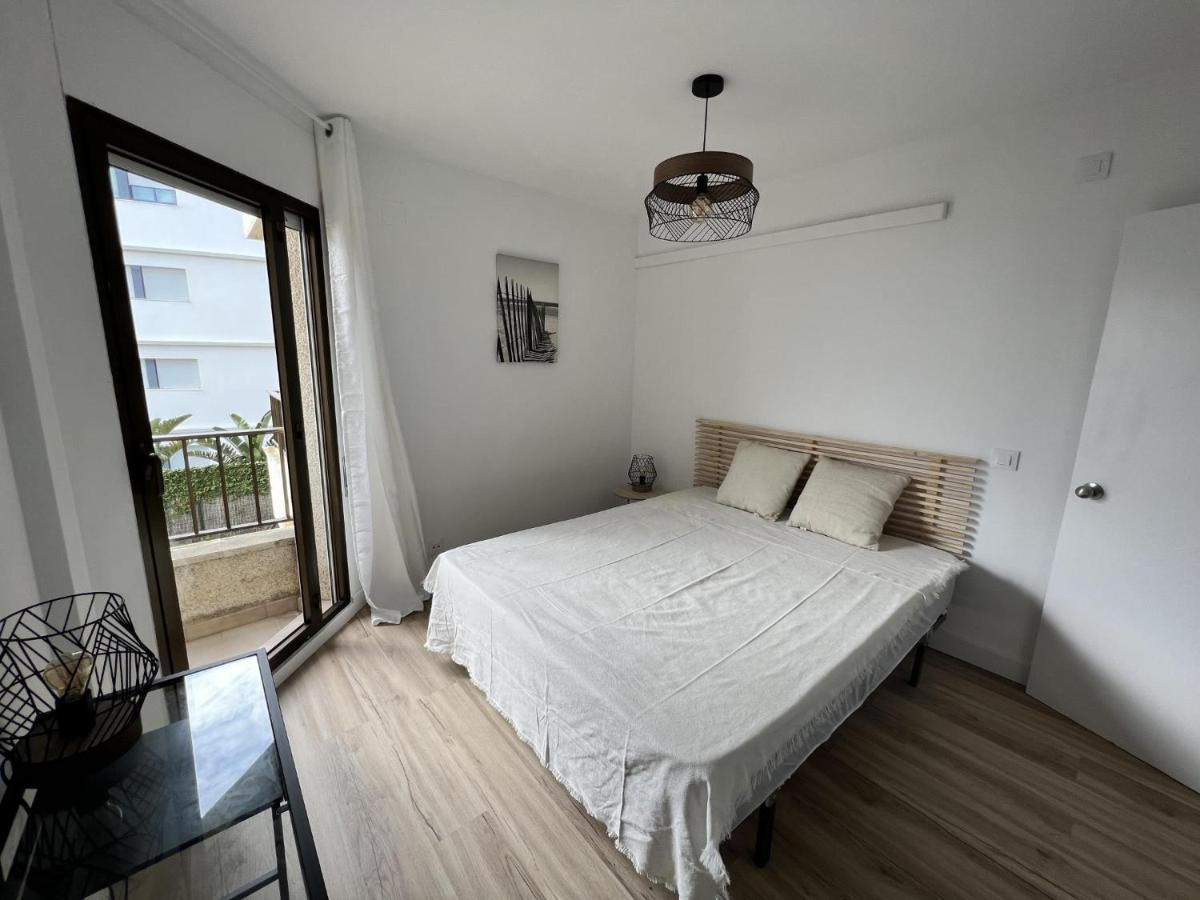 Castell Joncar Apartment Roses Bagian luar foto
