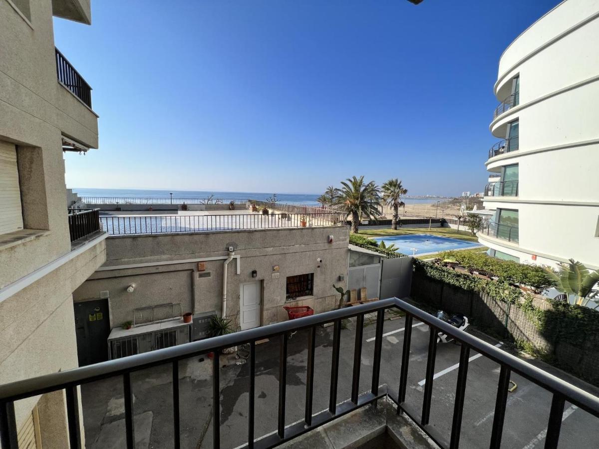 Castell Joncar Apartment Roses Bagian luar foto