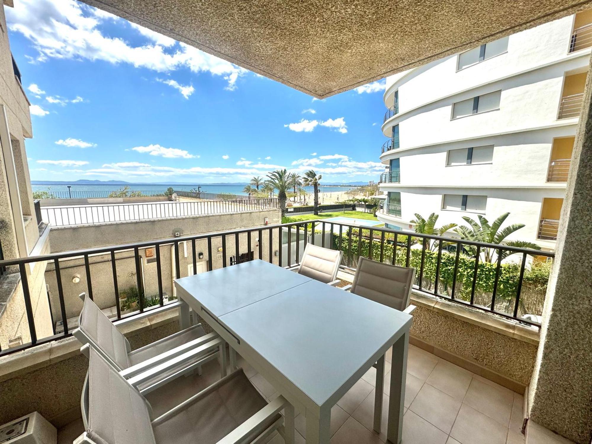 Castell Joncar Apartment Roses Bagian luar foto